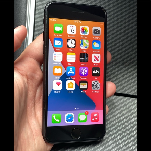 iPhone 7 32GB. Unlocked for any carrier